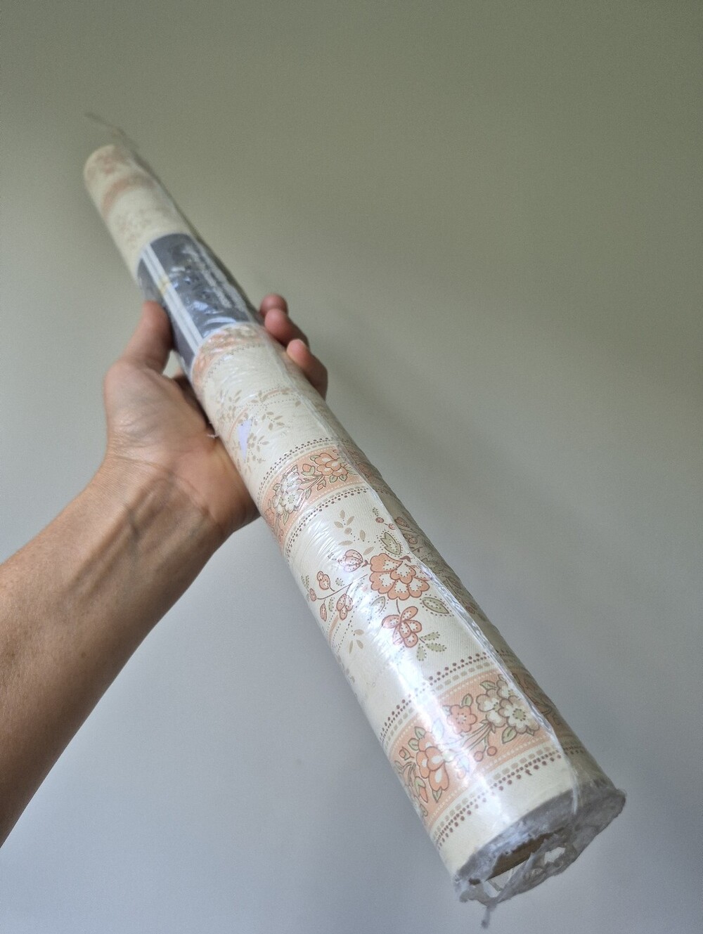 Roll Of Vintage Wall Paper Vinyl Coated Floral Peach And Cream Colours